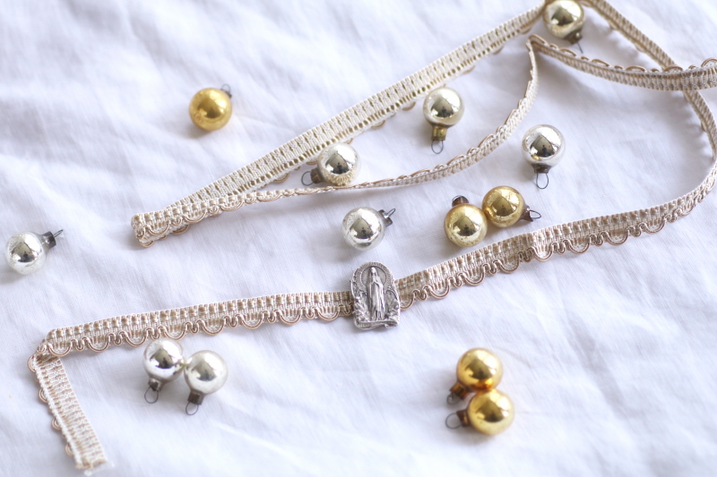 ルルドの聖母のシルバーメダイ　フランス アンティークストリュフ