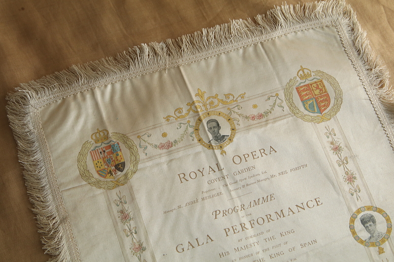 シルクのオペラプログラム　ロイヤル・オペラ・ハウス　イギリス アンティークストリュフ