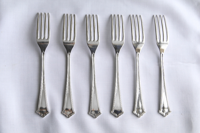 Elkingtonのテーブルフォーク　Mappin & Webbのテーブルナイフ　イギリス アンティークストリュフ
