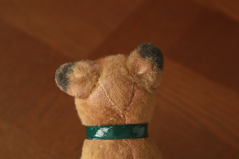仔犬のボクサー　ぬいぐるみ　ドイツ　アンティークストリュフ