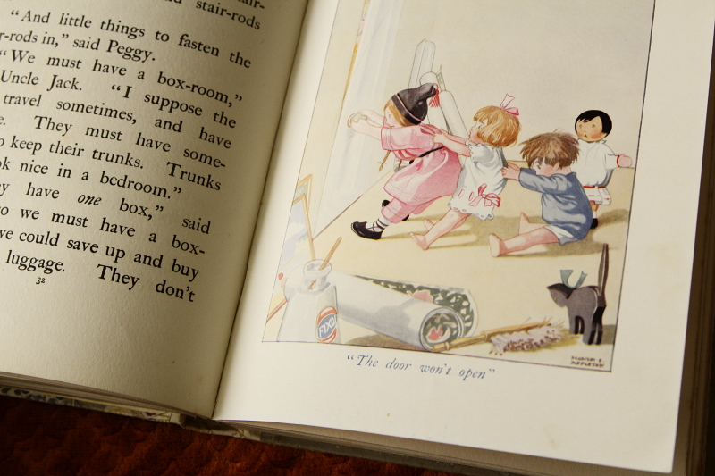 アンティークブック　児童書 peggyandjoan appleton cradoc イギリス　アップルトン