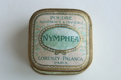 アンティーク紙箱　パウダーボックス　nymphea フランス