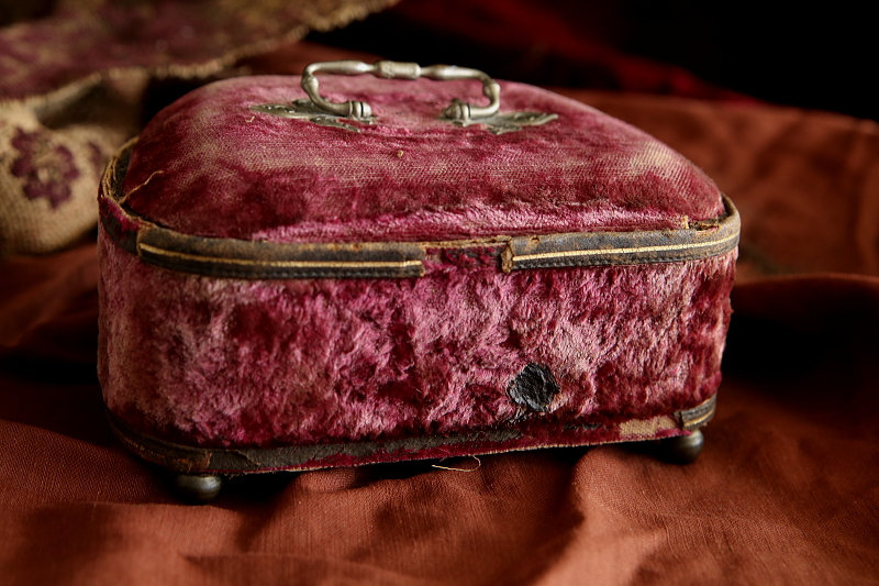 ベロアのソーイングボックス フランス アンティークストリュフ