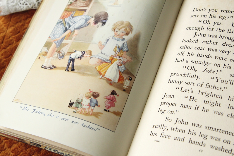 アンティークブック　児童書 peggyandjoan appleton cradoc イギリス　アップルトン