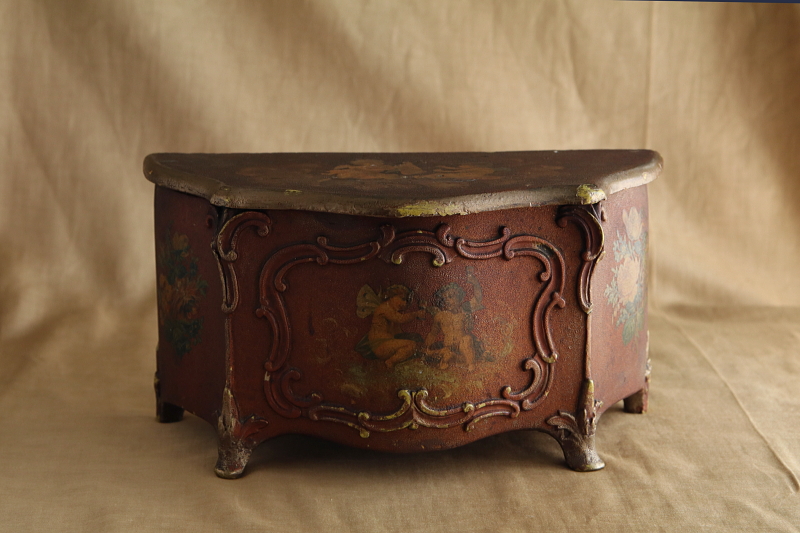 ミニチュア家具のトリンケットボックス　天使　妖精　フランス アンティークストリュフ