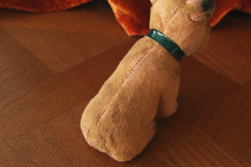 仔犬のボクサー　ぬいぐるみ　ドイツ　アンティークストリュフ