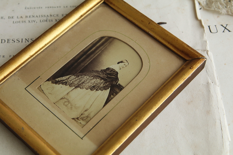 ヴィクトリアンポートレートフレーム　イギリス アンティークストリュフ