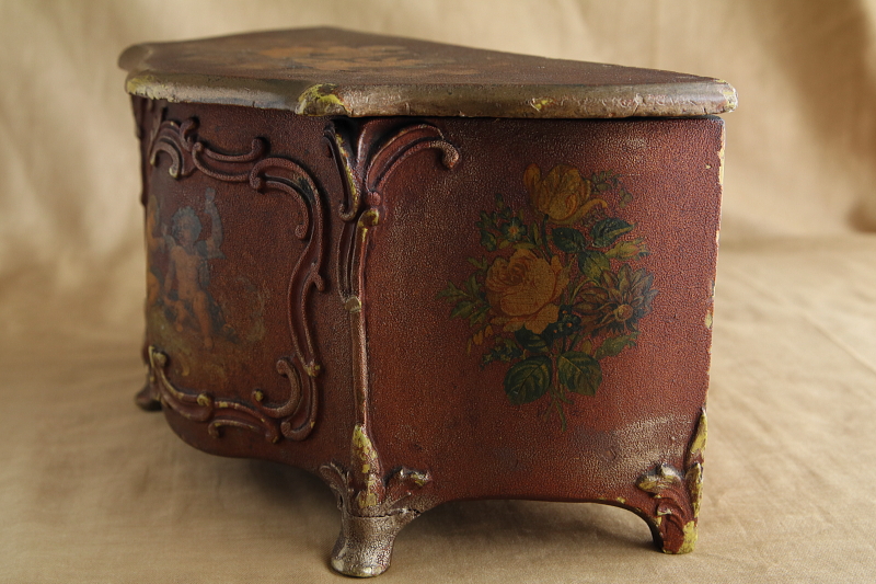 ミニチュア家具のトリンケットボックス　天使　妖精　フランス アンティークストリュフ