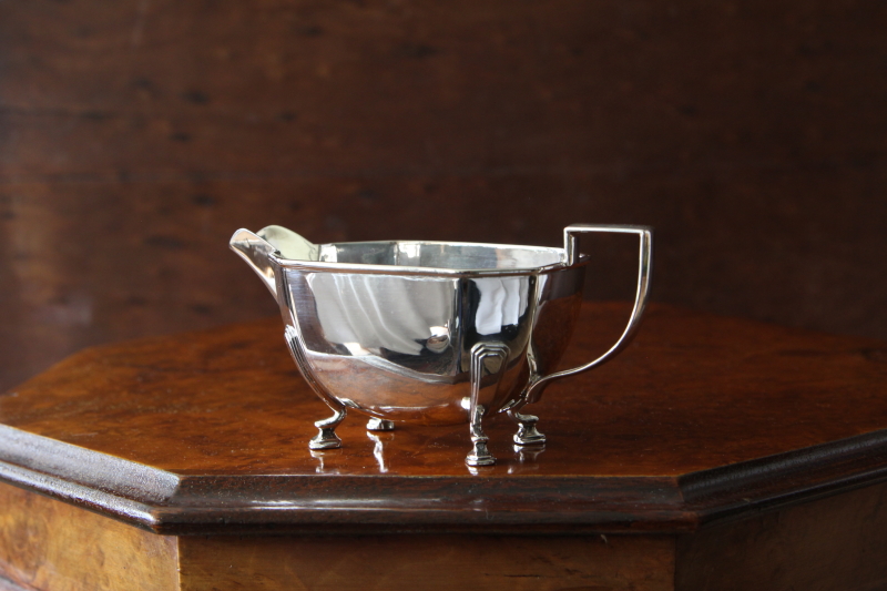 アンティークシルバーティーポット　アールデコ　紅茶器　francis haward　イギリス