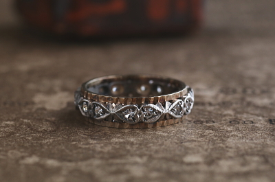 ゴールドアンドシルバー　コンビネーションエタニティリング　イギリス アンティークストリュフ