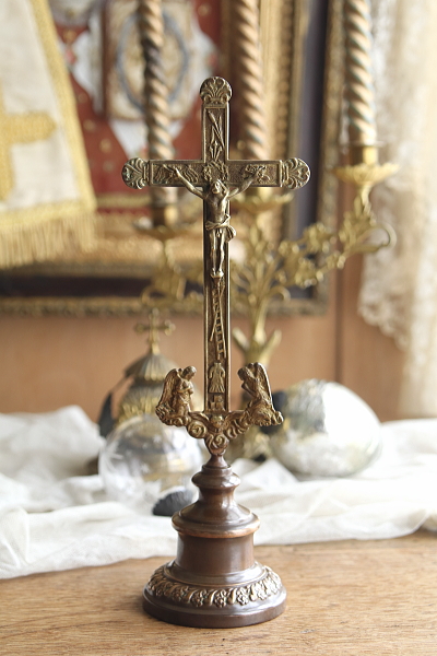 真鍮の磔刑のイエス像　フランス アンティークストリュフ 20251224