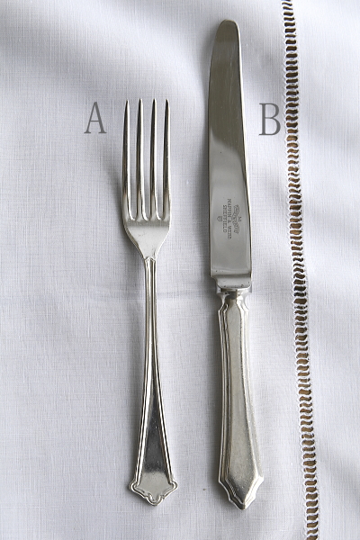 Elkingtonのテーブルフォーク　Mappin & Webbのテーブルナイフ　イギリス アンティークストリュフ