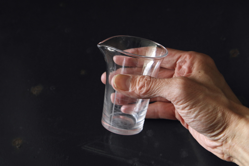 メジャーグラス　イギリス アンティークストリュフ 20251107