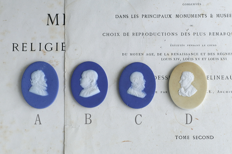 アンティークジャスパーウェアカメオ　偉人たちの肖像　メダリオン　イギリス アンティークストリュフ