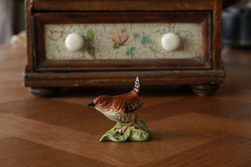 小鳥のフィギュリン　beswick pottery イギリス　アンティークストリュフ
