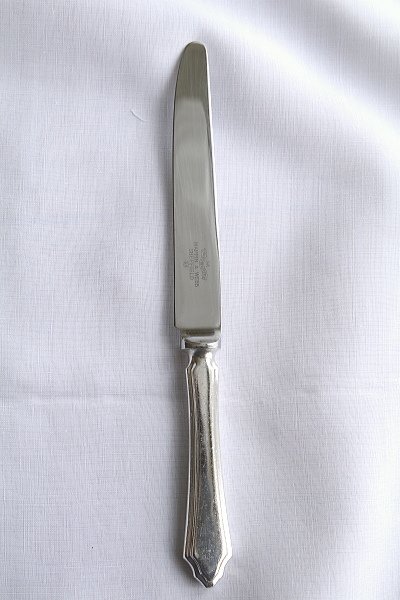 Elkingtonのテーブルフォーク　Mappin & Webbのテーブルナイフ　イギリス アンティークストリュフ