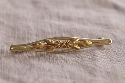 デッドストックピンブローチ　フランス　アンティークストリュフ