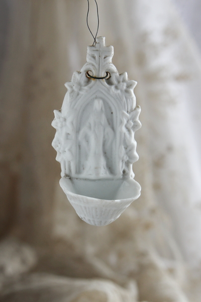アンティークビスク聖水盤　マリア　聖母　ベニチエ　ドイツ　フランス