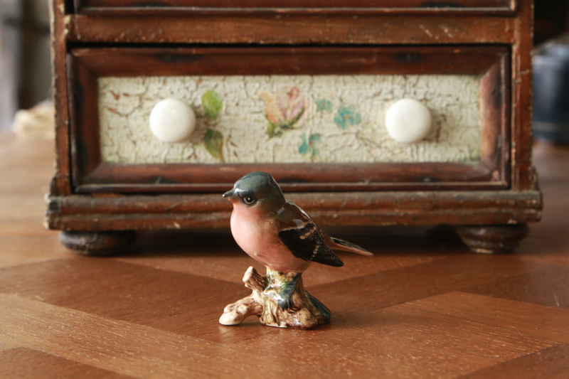 小鳥のフィギュリン　beswick pottery イギリス　アンティークストリュフ