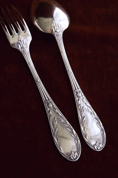 オリーブのテーブルスプーン＆フォーク　フランス　アンティークストリュフ