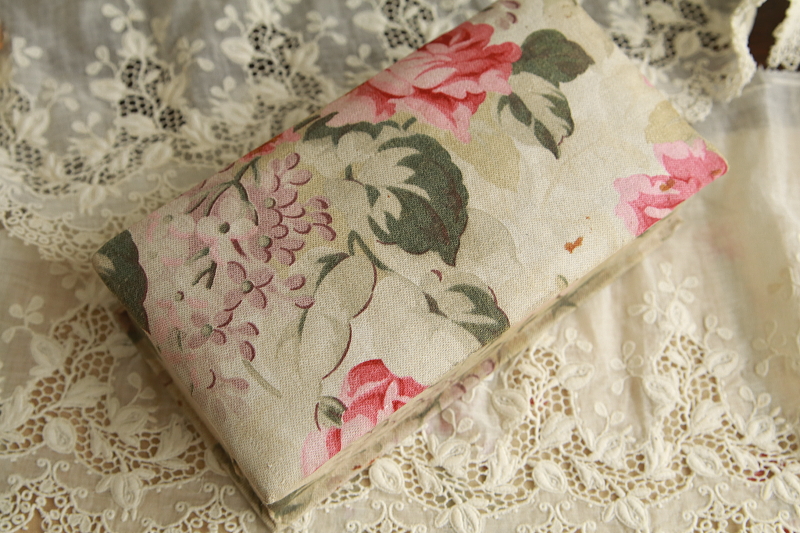 小さな薔薇のカルトナージュ　falcon works イギリス
