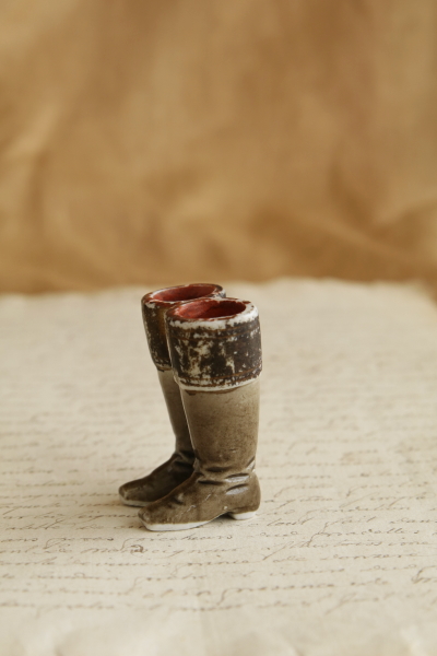 ポーセリンの小さなブーツ　ドイツ　 アンティークストリュフ