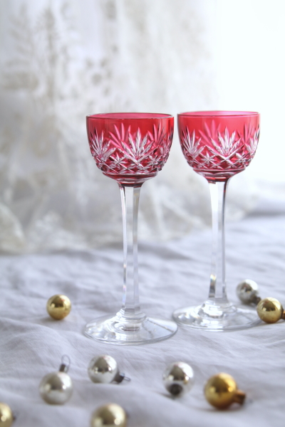 カットクリスタルクランベリーグラスペア　ヨーロッパ アンティークストリュフ 20251202