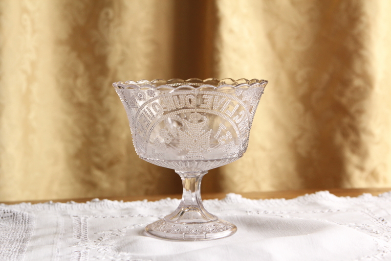アンティークプレスガラスコンポート　ヴィクトリア女王　ジュビリーアイテム　イギリス