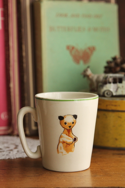 アンティークスーティーマグ　sooty keele st.pottery イギリス