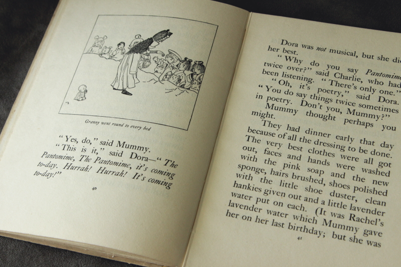 アンティークブック　児童書　The Adventures of Josephine appleton cradoc イギリス　アップルトン