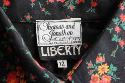 ヴィンテージシャツ　リバティ　liberty イギリス アンティークストリュフ