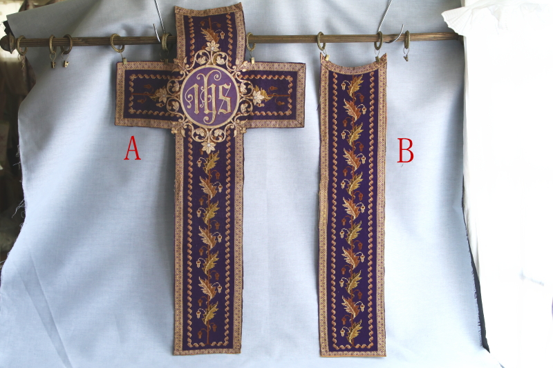 プチポワン　レリジャスアンティーク オークリーフ　ドングリ　カトリック　祭服　十字　フランス