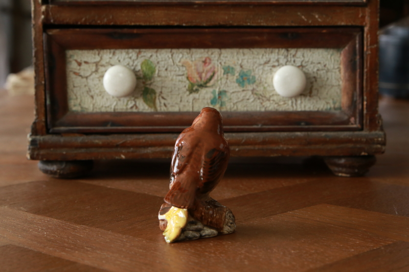 小鳥のフィギュリン　beswick pottery イギリス　アンティークストリュフ