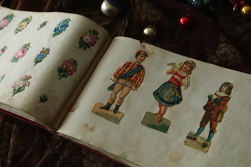 ヴィクトリアン　クロモスアルバム　イギリス アンティークストリュフ