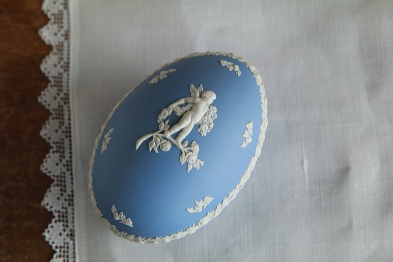 WEDGWOODジャスパーウェア　天使のトリンケットボックス　ウエッジウッド　イギリス　アンティークストリュフ