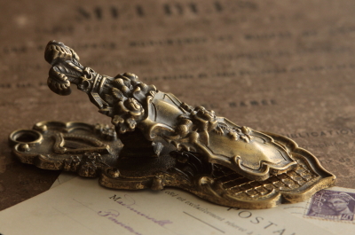 王冠付きクリッププリンスオブウェールズイギリスアンティーク