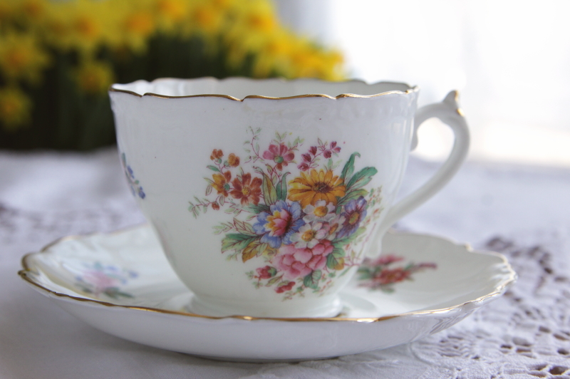 アンティークコールポート　coalport fragrance 薔薇　花模様　コーヒーカップ　ティーカップ　イギリス