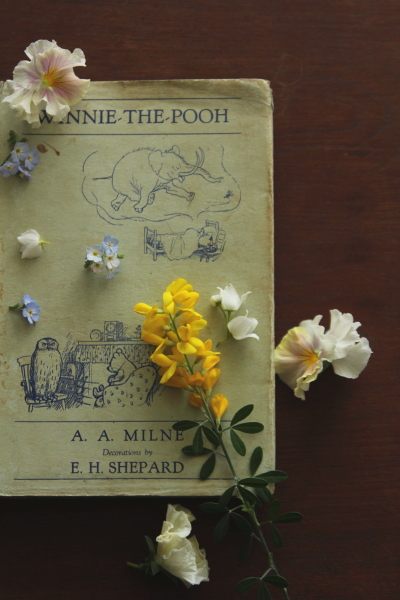 アンティークブック 古書 A,A,milne ミルン くまのプーさん