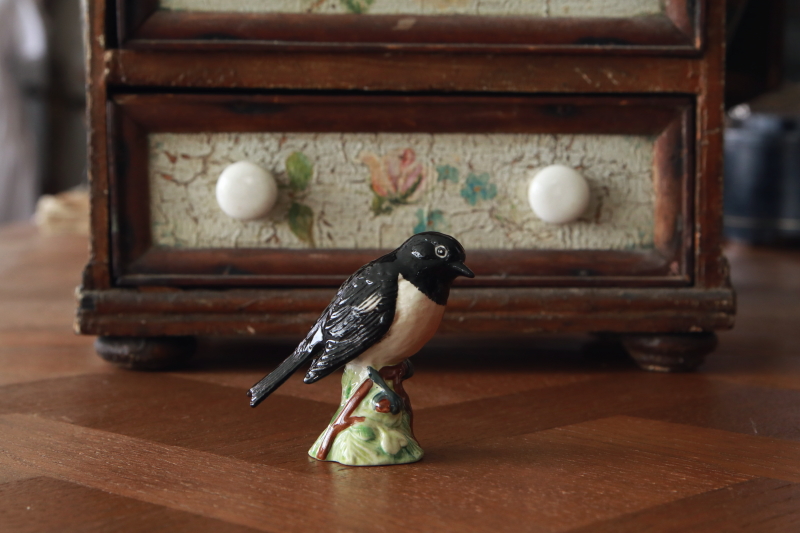 小鳥のフィギュリン　beswick pottery イギリス　アンティークストリュフ