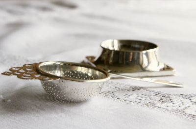 アンティークシルバーティーストレーナー 受け皿 イギリス 20181017