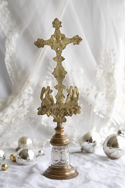 ガラス台の真鍮クロスオーナメント　天使　フランス アンティークストリュフ