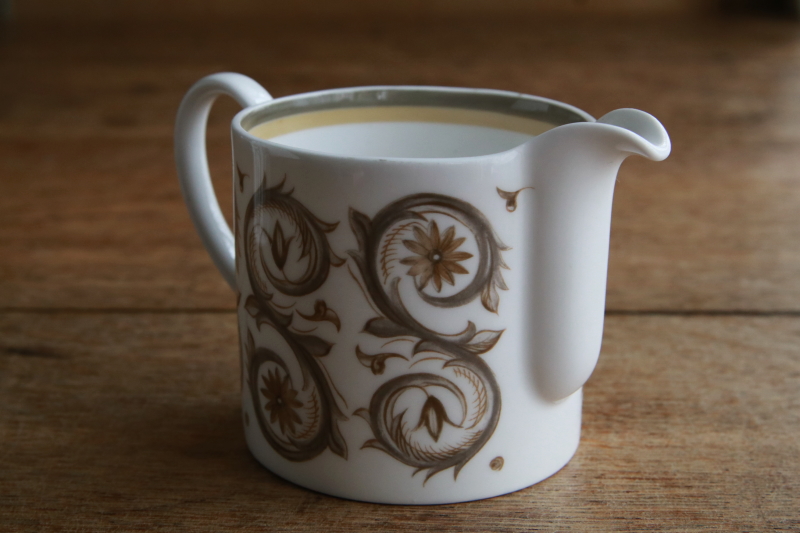 　スージークーパー　Susie Cooper　venetia コーヒーポット　クリームジャグ　シュガーベイスン　イギリス　アンティークストリュフ