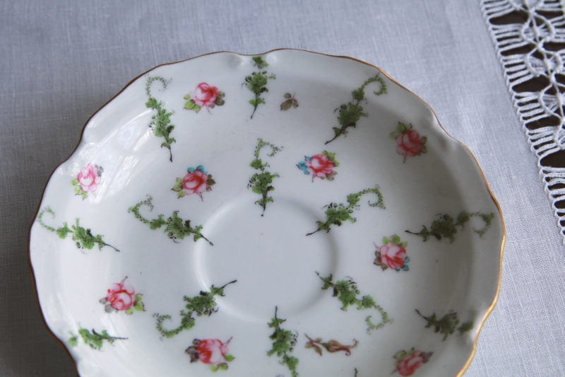 手描きの小薔薇のティートリオ　ロイヤルクラウンダービー　royalcrownderby イギリス　アンティークストリュフ