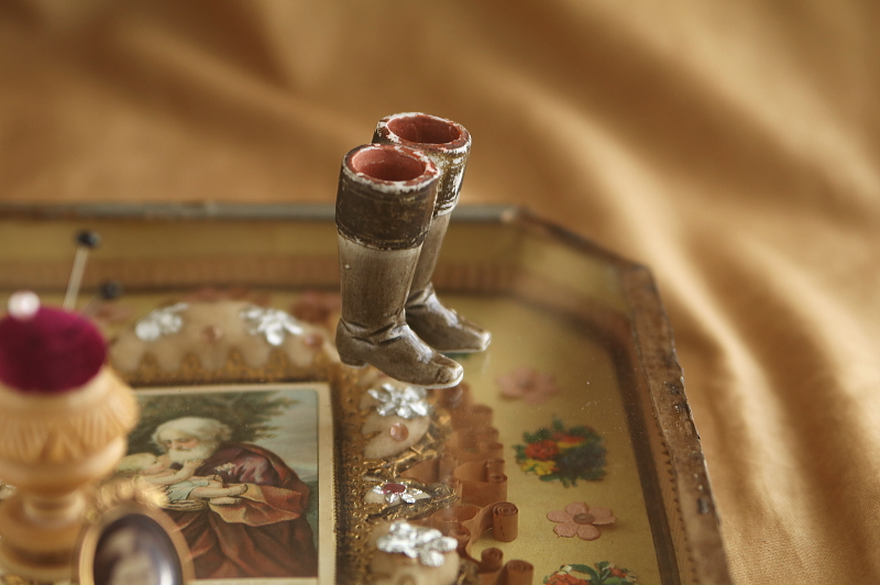 ポーセリンの小さなブーツ　ドイツ　 アンティークストリュフ