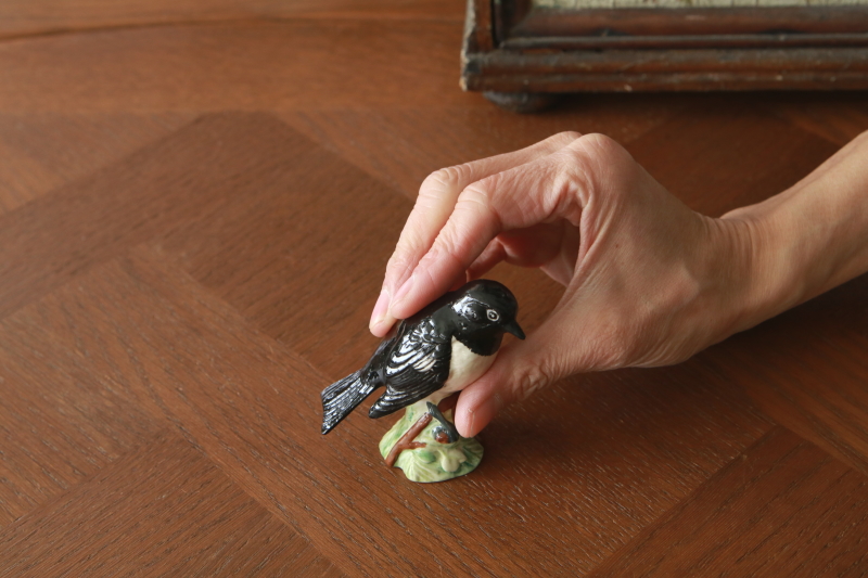 小鳥のフィギュリン　beswick pottery イギリス　アンティークストリュフ
