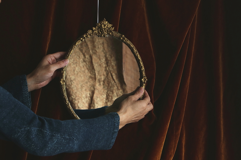 ゴールドバーボラフレームミラー　イギリス アンティークストリュフ