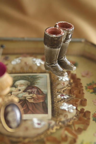 ポーセリンの小さなブーツ　ドイツ　 アンティークストリュフ 20251111