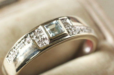 アンティークヴィンテージジュエリー　ヴィンテージブルートパーズダイヤモンドリング　指輪　イギリス