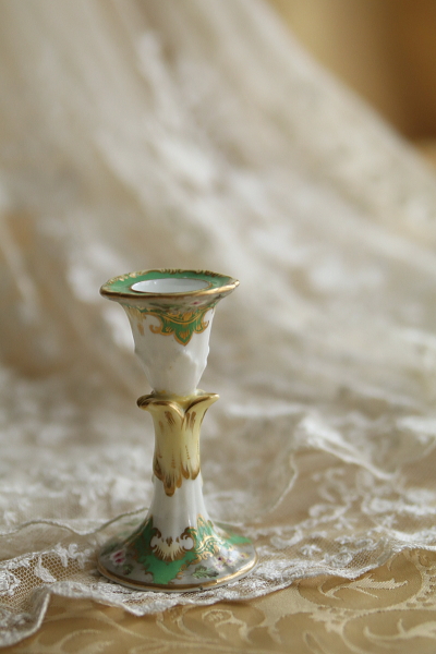 ハンドペイント　ミニキャンドルスティック　ヴィクトリアン　イギリス アンティークストリュフ 20251119