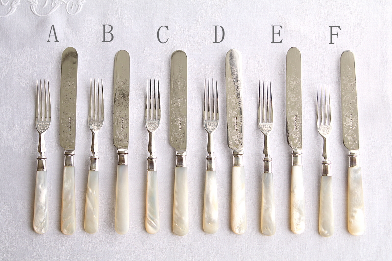マザーオブパールハンドル　デザートナイフ&フォーク　ヴィクトリアン　イギリス アンティークストリュフ